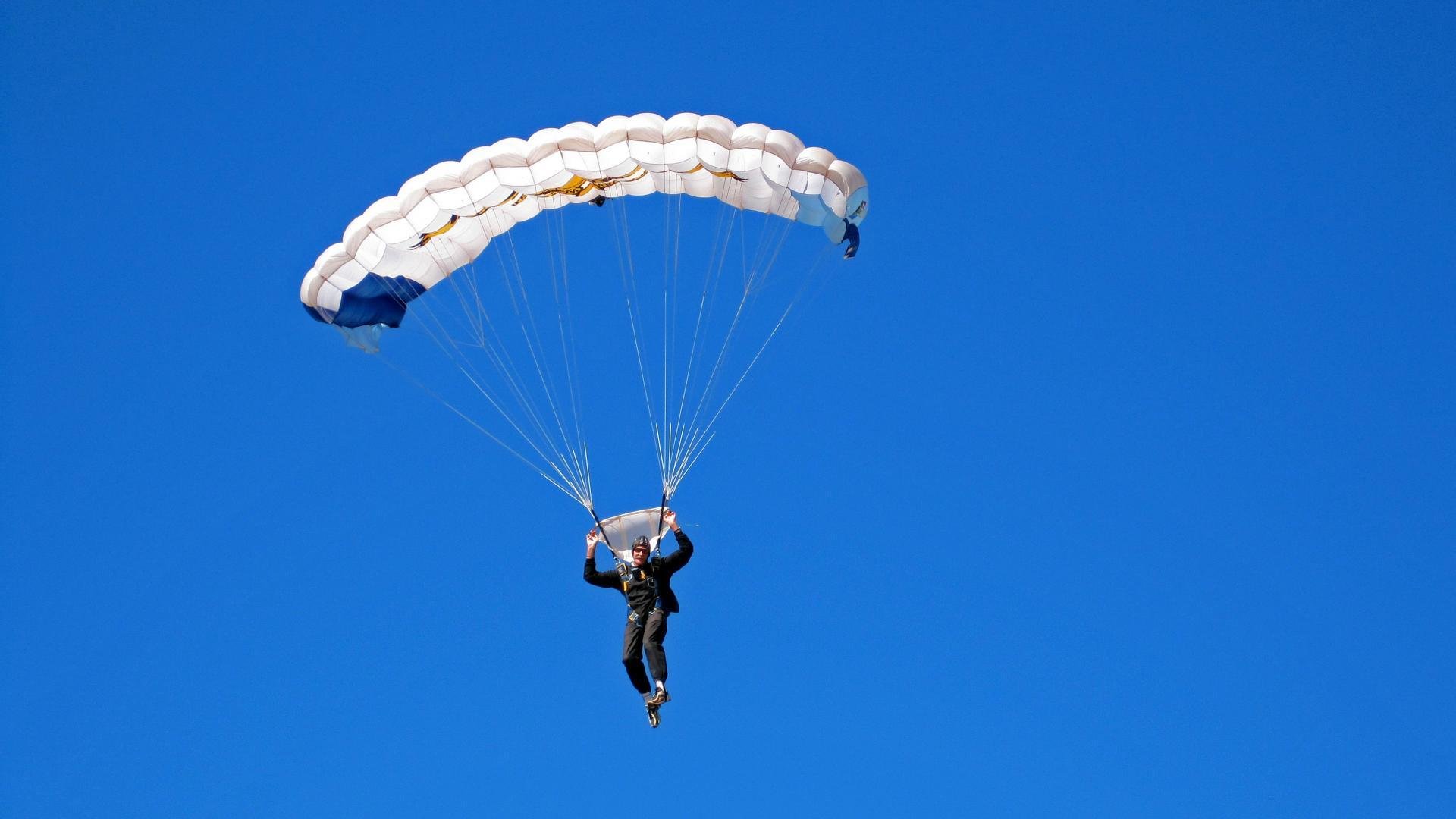 “精彩集锦：本周中超最佳瞬间盘点”，中超最佳阵容评选